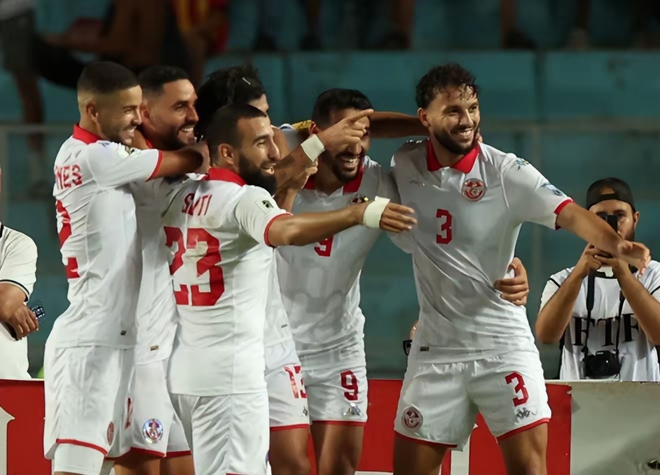 乐动体育在线开户网址-包含清晨国王杯传出新动向，北京国安止住颓势，管理层表态——球迷炸锅，赛程密集仍需轮换的词条